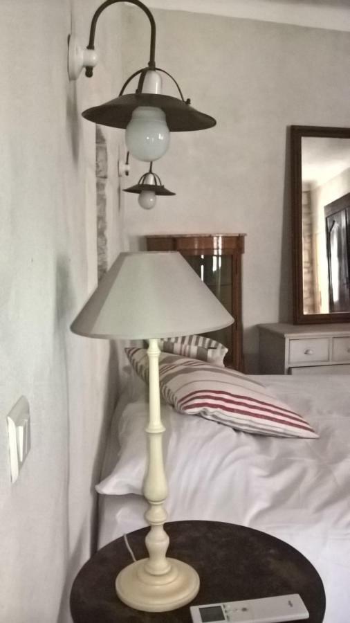 Le Lapin Blanc Apartment Saint-Rémy-de-Provence Екстериор снимка